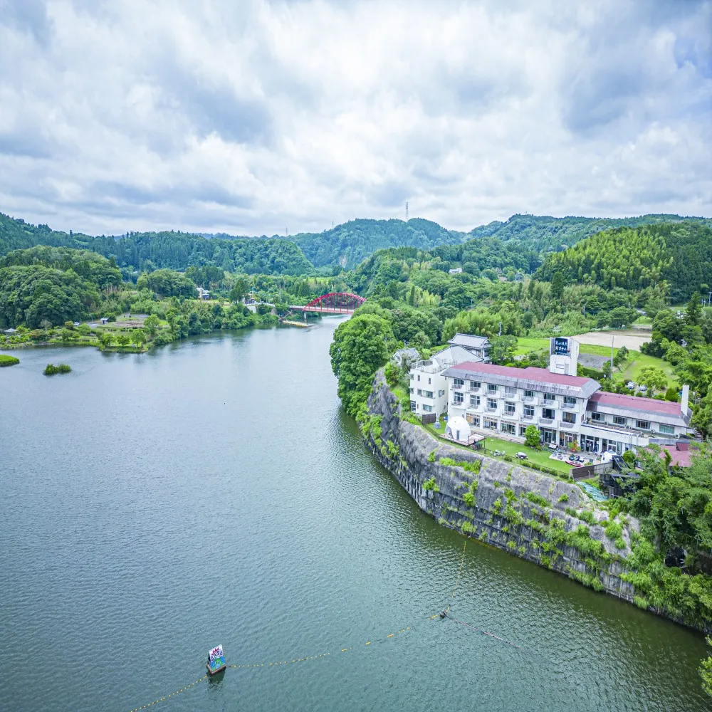 亀山温泉ホテル のサムネイル画像