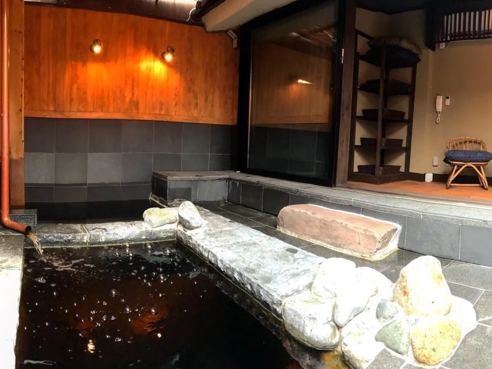 稲村ヶ崎温泉 のサムネイル画像