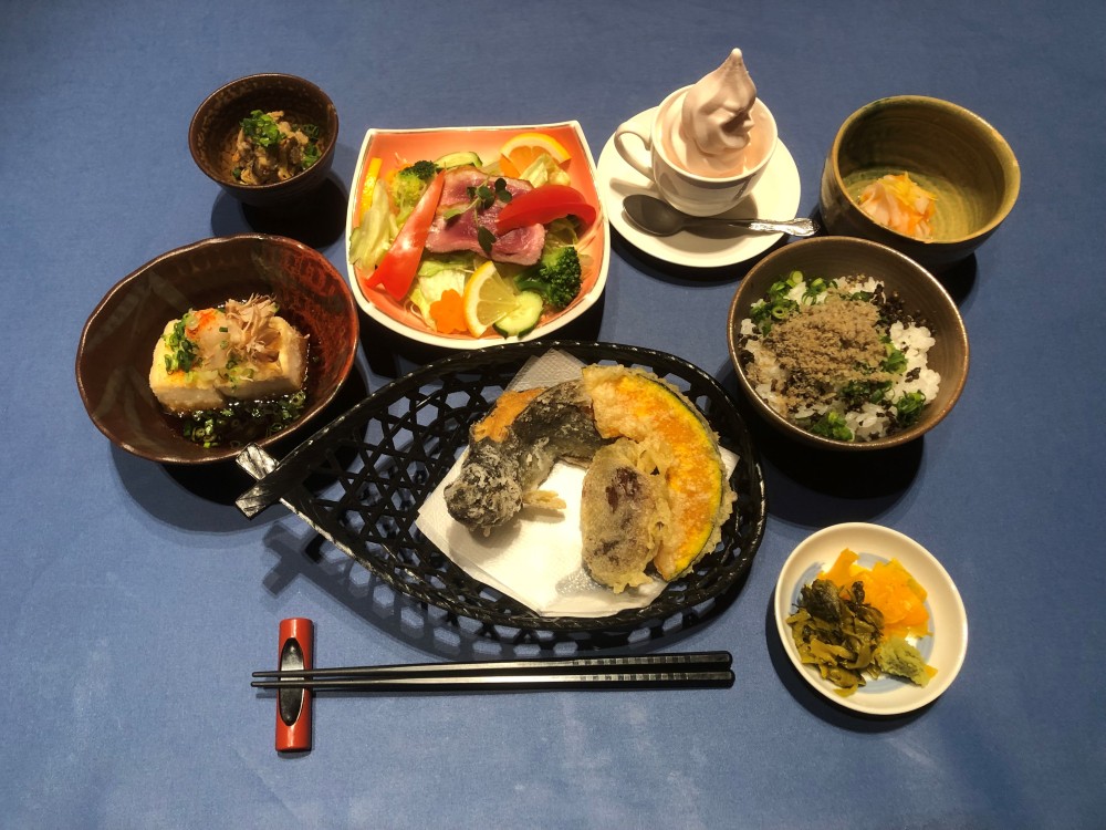 お食事メニュー　の施設画像 - 10