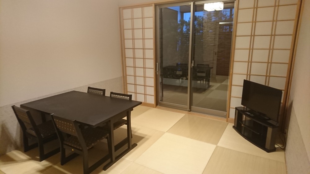 月　休憩室の施設画像 - 5