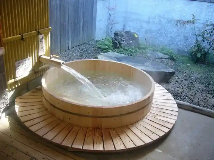 大たらいの湯のサムネイル画像