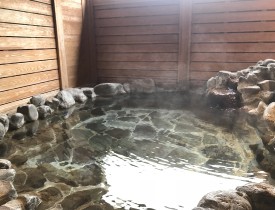 家族風呂石造りの露天風呂3の施設画像 - 7