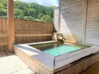 清流荘 のサムネイル画像