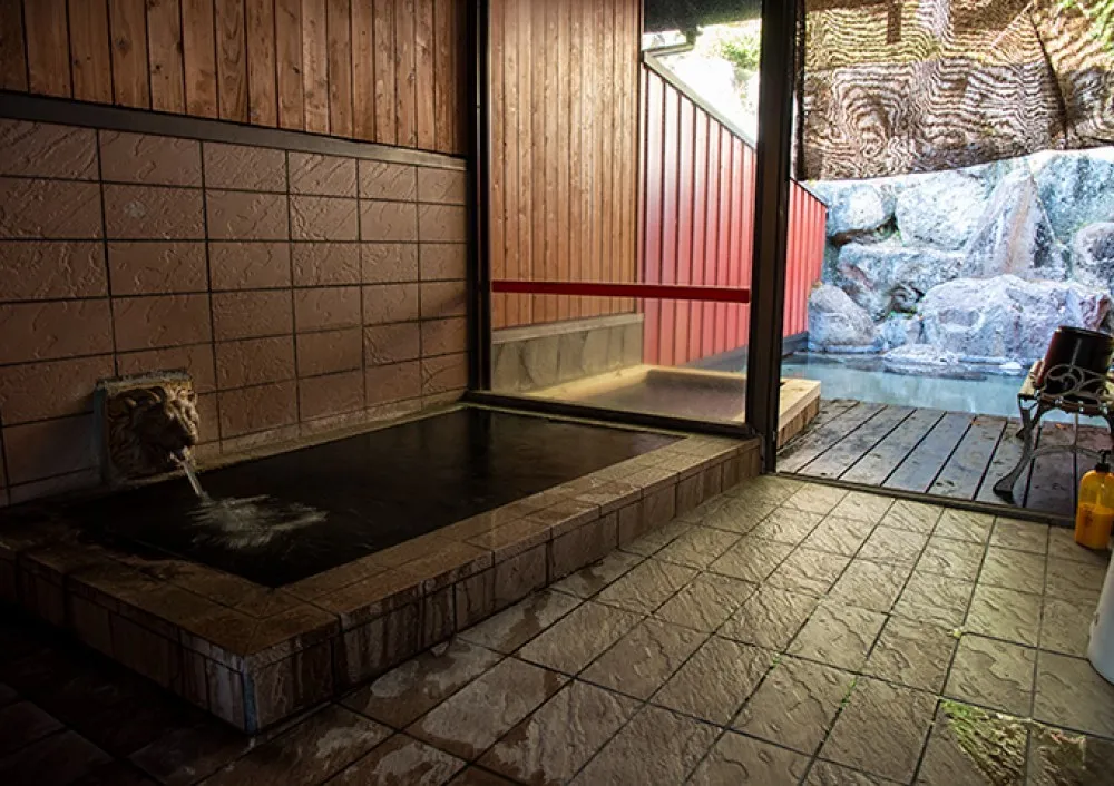 せせらぎ温泉 民家の湯 のサムネイル画像