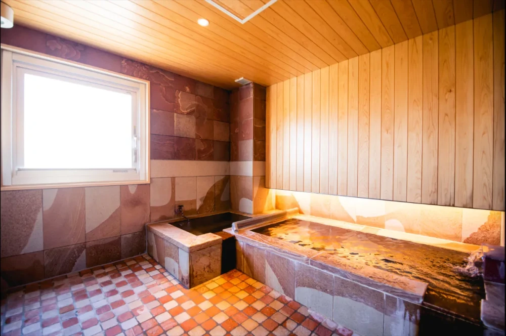 家族風呂「霧・凪」内湯の施設画像 - 7