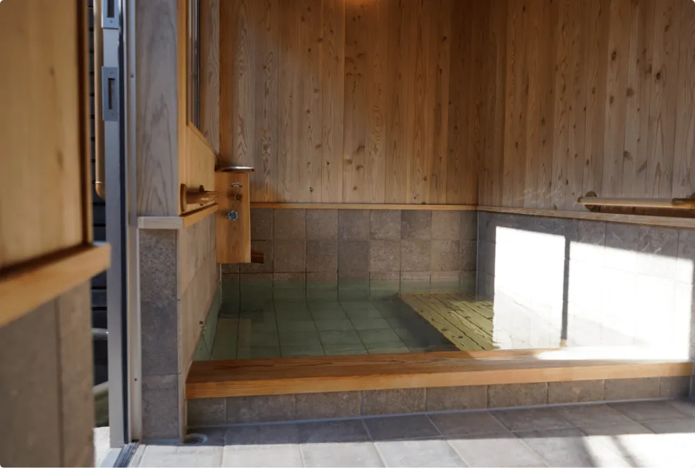 曽山寺温泉 貸切露天風呂 ほのかの湯 加江田店 のサムネイル画像