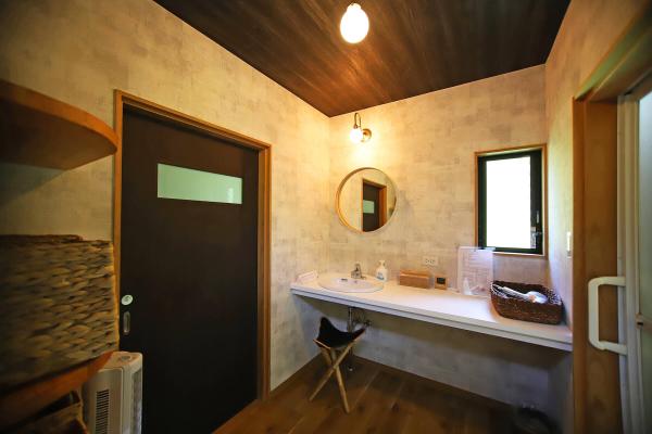 離れの湯　脱衣所の施設画像 - 7